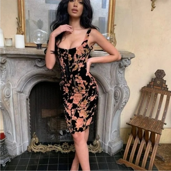 House of CB London Lexi Black and Floral Devore Velvet Corset Midi Dress - Picture 2 of 10
